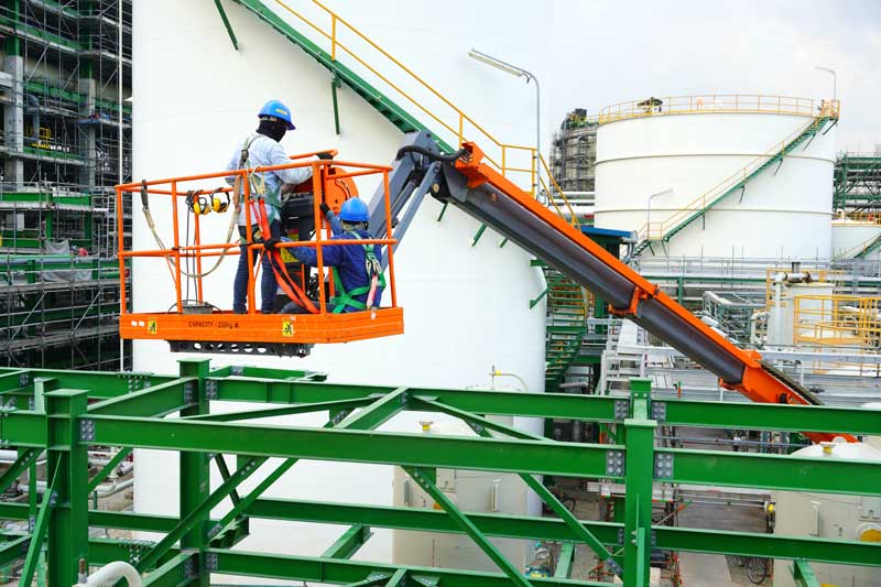 Mobile-Elevated-Work-Platforms